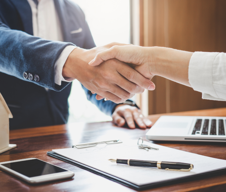 Derecho Societario, Fusiones y Adquisiciones: Claves para el Éxito Empresarial